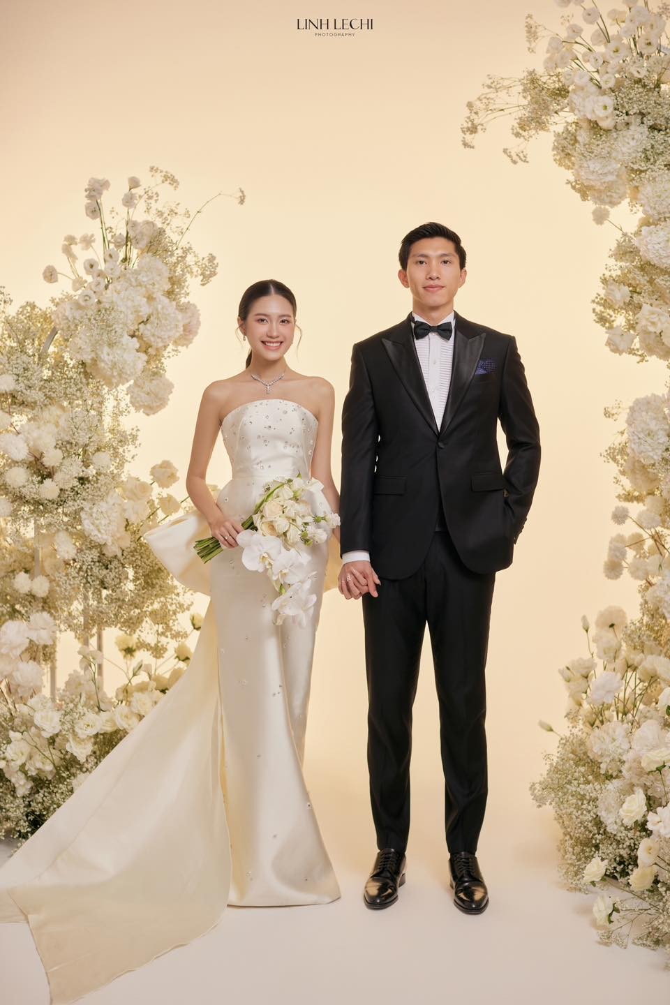 Ngắm loạt ảnh ngọt ngào, tình tứ của Đoàn Văn Hậu - Doãn Hải My Ngắm loạt ảnh ngọt ngào, tình tứ của Đoàn Văn Hậu - Doãn Hải My