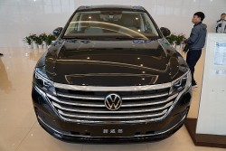 Volkswagen Viloran sẽ về Việt Nam vào cuối tháng 12, giá từ 1,989 tỷ đồng