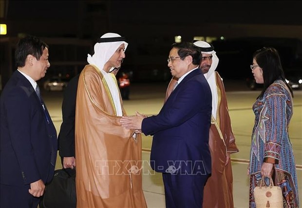 PM Pham Minh Chinh arrives in Dubai, starting activities at COP28