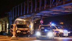 Vụ tấn công gây chết người ở Paris: Nghi phạm bị bắt giữ, có thể là người Hồi giáo