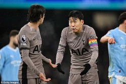 Tottenham hòa Man City: Ghi bàn và đá phản lưới nhà, Son Heung Min đi vào lịch sử Ngoại hạng Anh