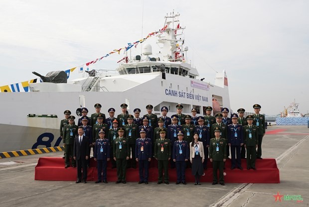 Vietnam Coast Guard Vessel CSB 8002 visits China’s Guangzhou province