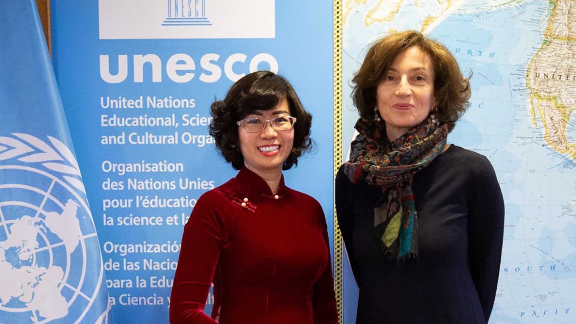 Đại sứ Lê Thị Hồng Vân chào từ biệt Tổng giám đốc UNESCO Audrey Azoulay