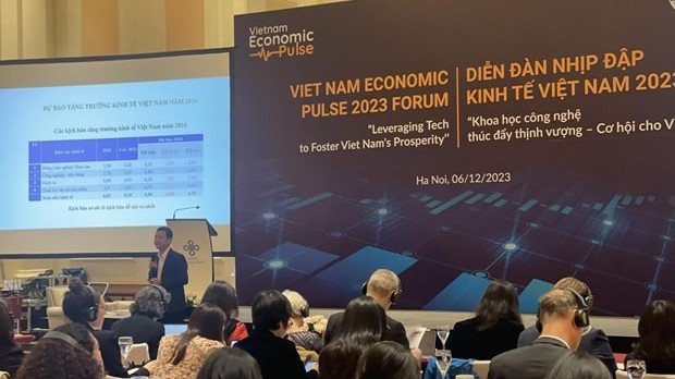 Vietnam to post faster growth over other countries in 2023: CIEM