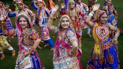 Điệu nhảy Garba của Ấn Độ đươc ghi danh là Di sản Văn hóa phi vật thể của nhân loại