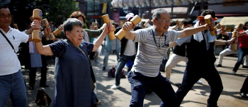 Chuyên gia nghiên cứu một số bí quyết sống thọ của những người già nhất Nhật Bản