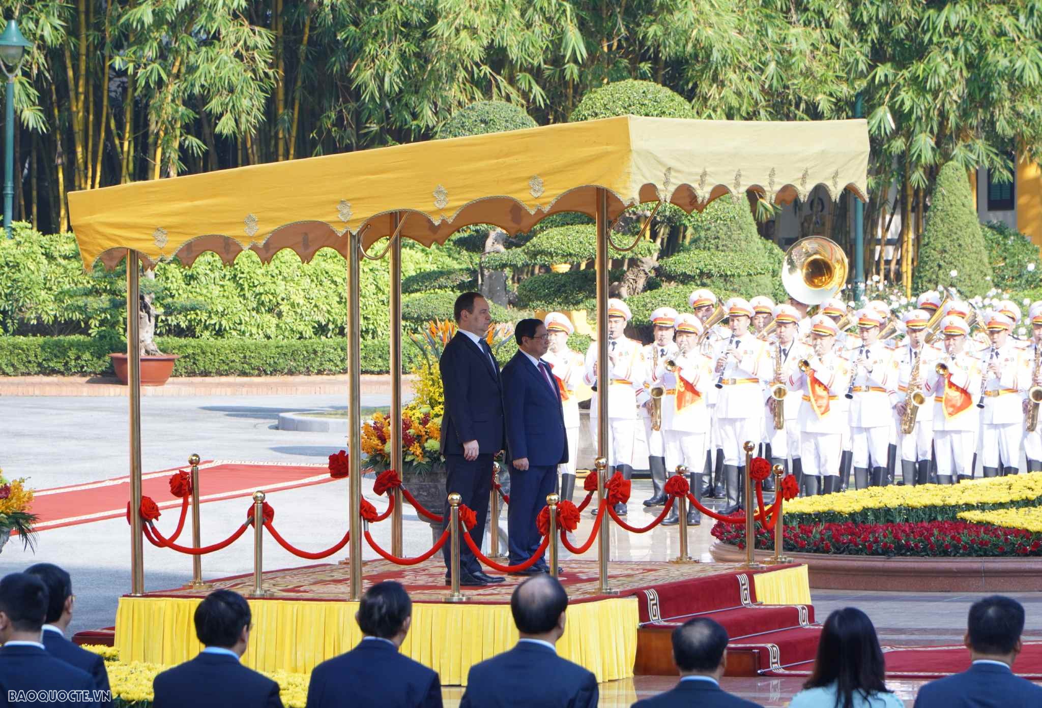 PM Pham Minh Chinh hosts welcome ceremony for Belarusian PM Roman Golovchenko