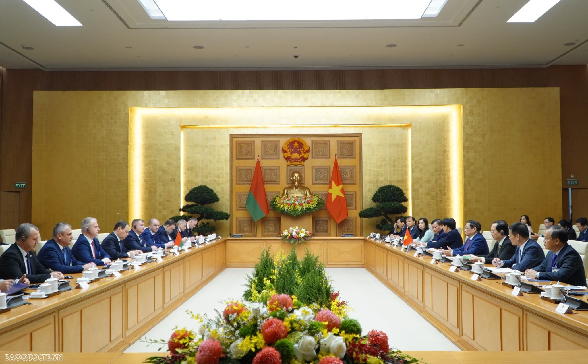 Thủ tướng Phạm Minh Chính hội đàm với Thủ tướng Cộng hòa Belarus Roman Golovchenko. (Ảnh: Tuấn Việt)