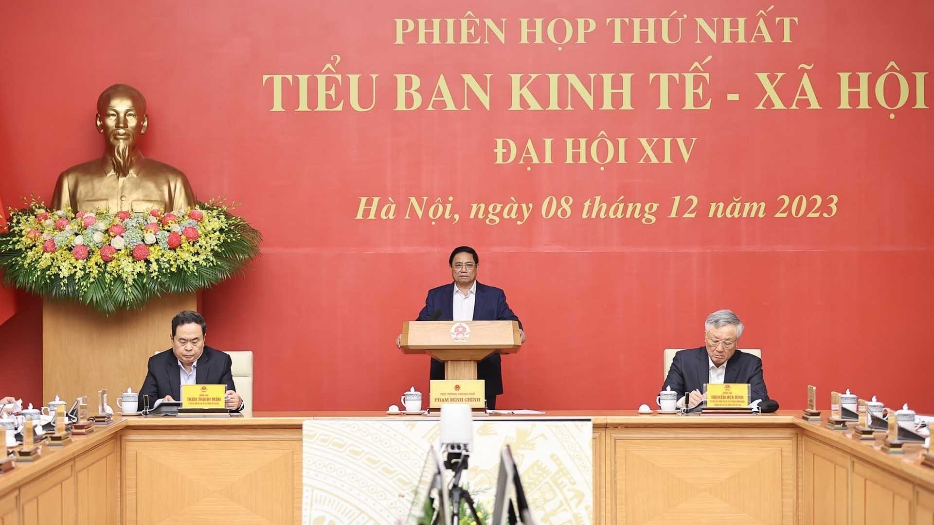 Thủ tướng Phạm Minh Chính chủ trì Phiên họp thứ nhất Tiểu ban Kinh tế - xã hội Đại hội XIV của Đảng