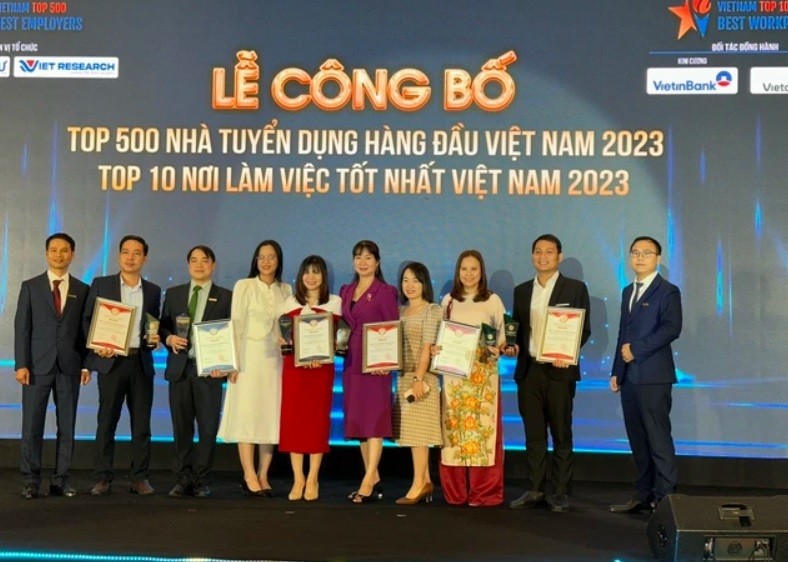 Công bố Top 500 Nhà tuyển dụng hàng đầu và 10 nơi làm việc tốt nhất Việt Nam