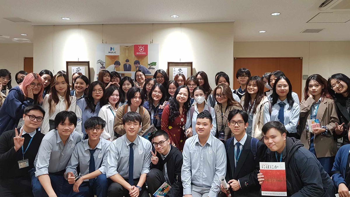Sinh viên Học viện Ngoại giao và trải nghiệm đặc biệt tại Trung tâm Thông tin văn hóa Nhật Bản