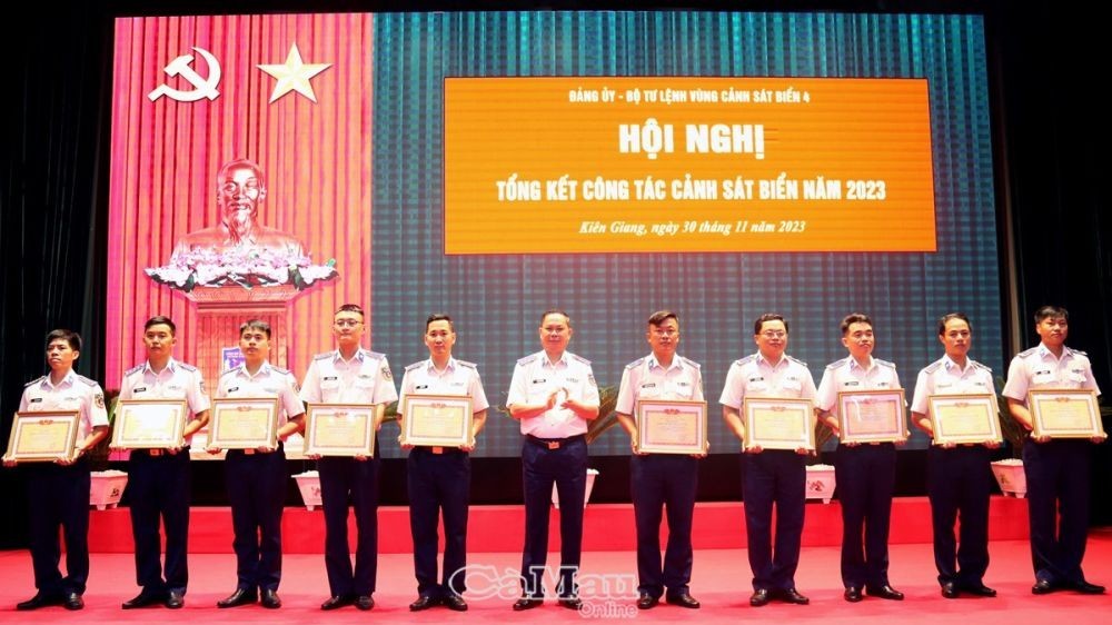 Bộ Tư lệnh Vùng Cảnh sát biển 4 – ‘tiếp lửa’ truyền thống Lực lượng Cảnh sát biển Việt Nam