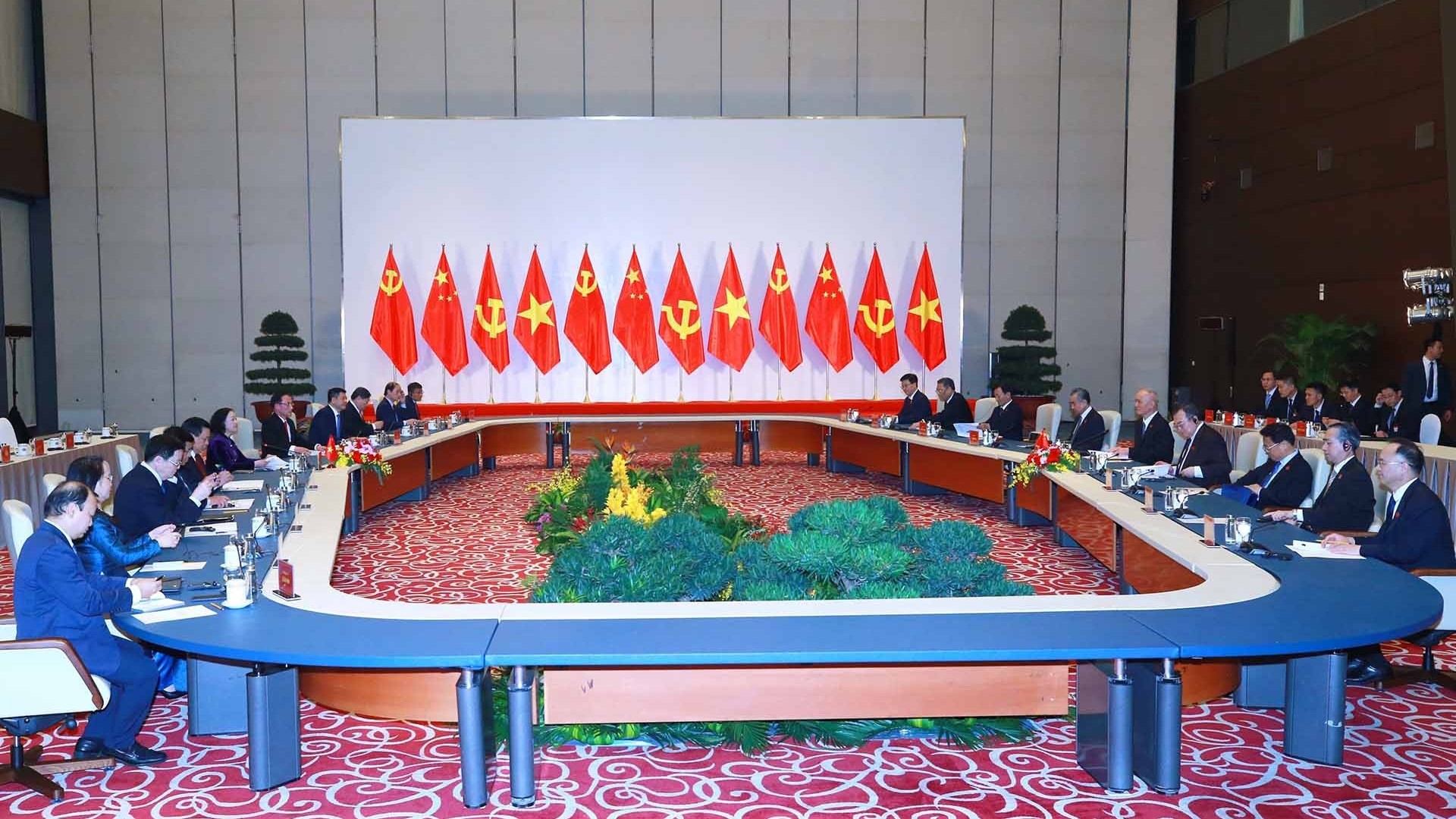 Không ngừng làm sâu sắc và nâng tầm quan hệ giữa hai Đảng, hai nước Việt Nam-Trung Quốc ngày càng toàn diện, thực chất