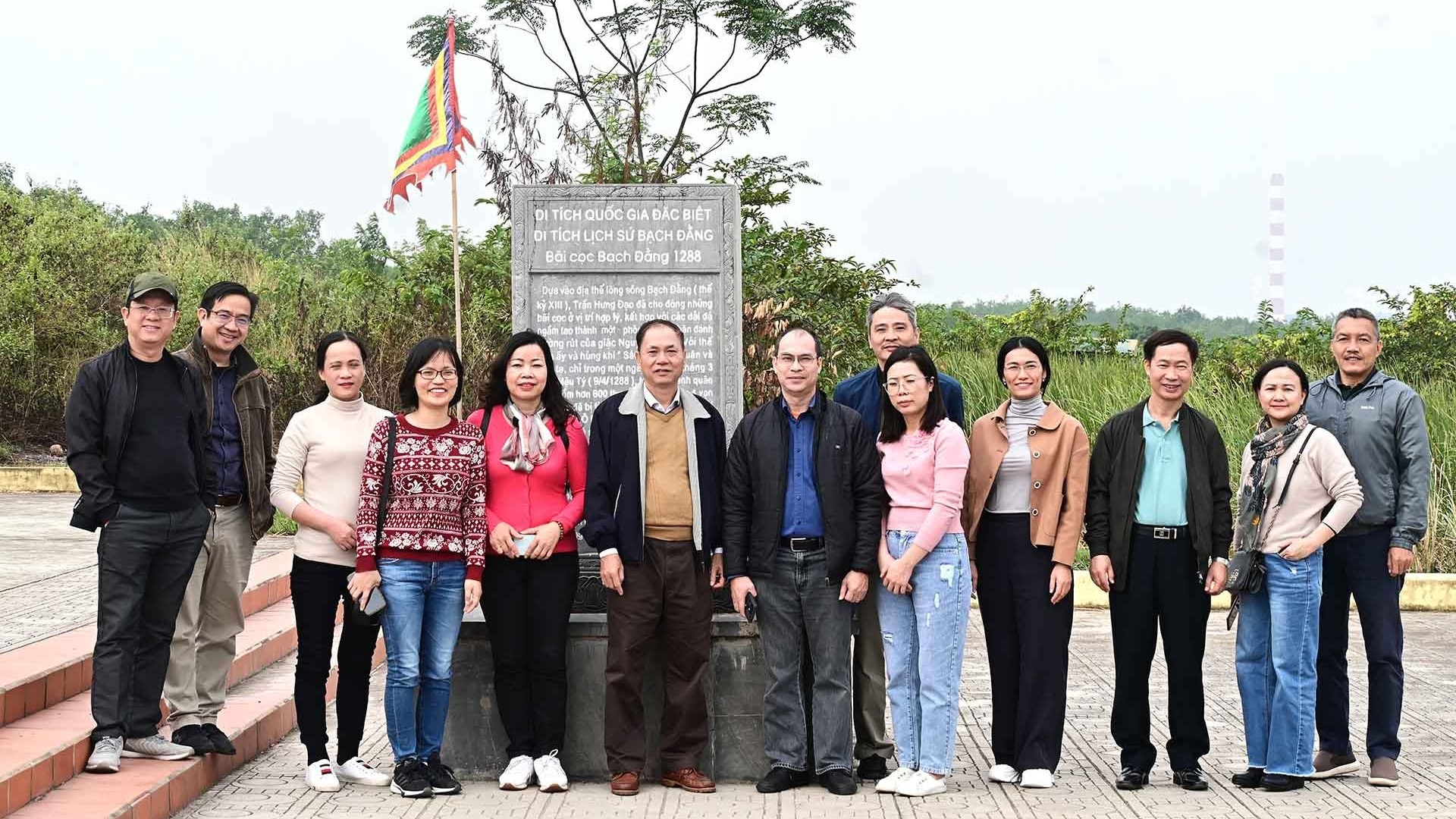Chi bộ Thanh tra Bộ Ngoại giao tổ chức về nguồn tại Quảng Ninh
