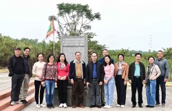 Chi bộ Thanh tra Bộ Ngoại giao tổ chức về nguồn tại Quảng Ninh