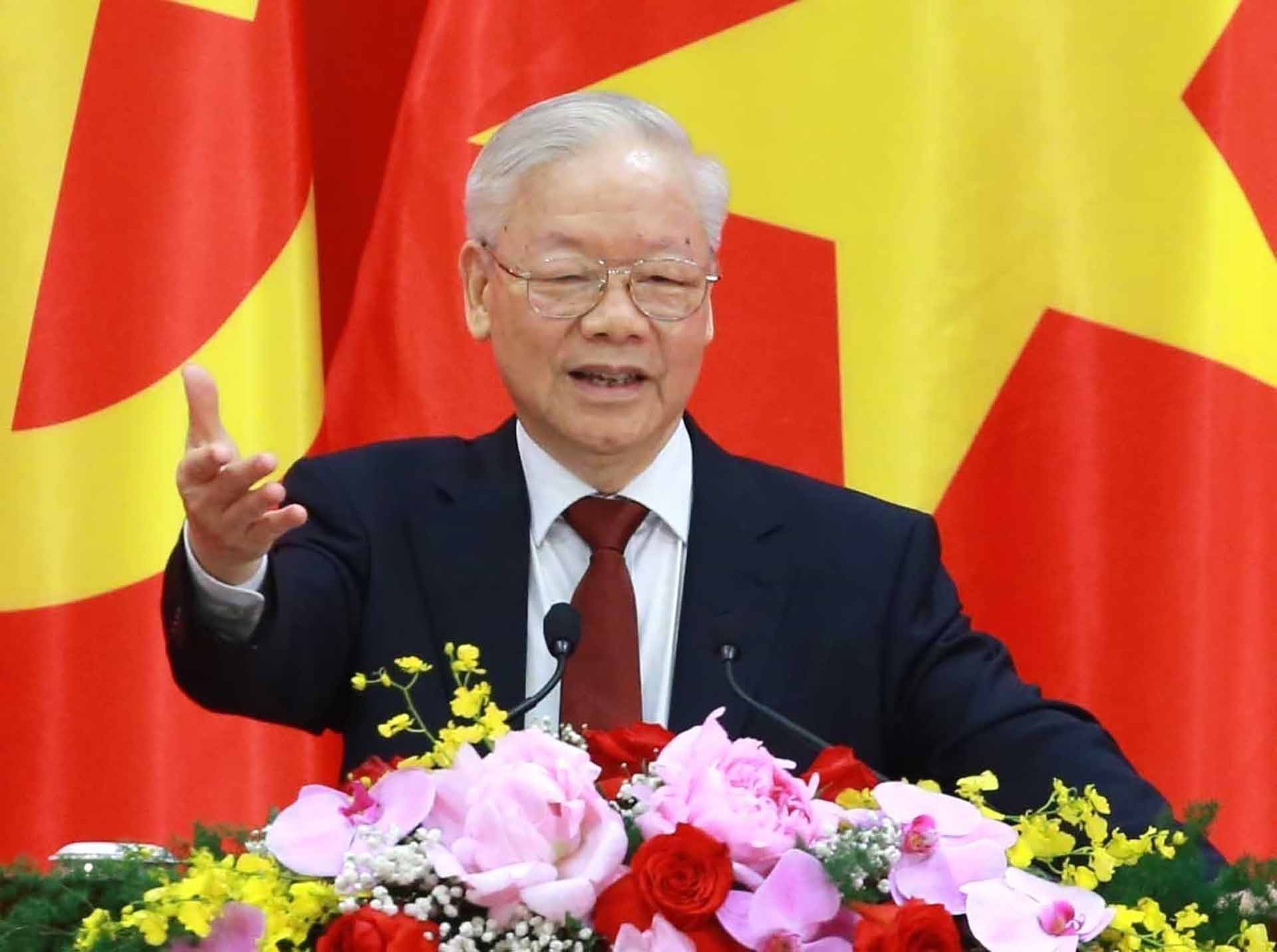 Trao Huân chương Sao Vàng tặng Tổng Bí thư Nguyễn Phú Trọng