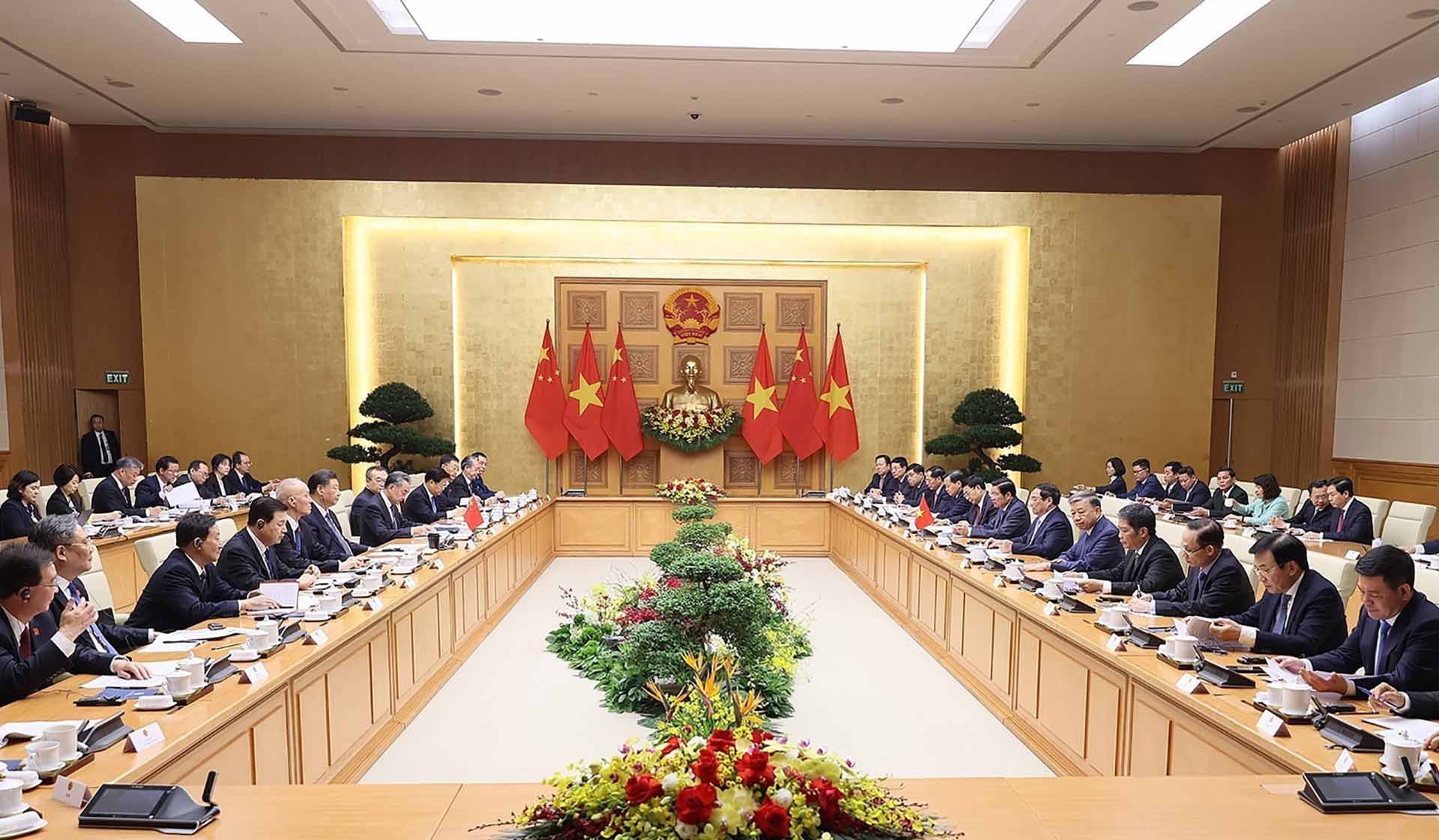 Thủ tướng Phạm Minh Chính hội kiến Tổng Bí thư, Chủ tịch nước Trung Quốc Tập Cận Bình. (Nguồn: TTXVN)