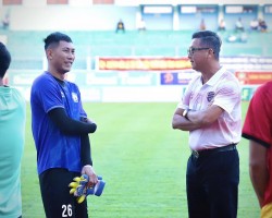 CLB Bình Dương: HLV Lê Huỳnh Đức đang giúp các tiền đạo hồi phục phong độ ghi bàn