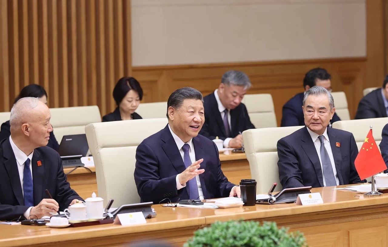 PM Pham Minh Chinh meets with Chinese Genereal Secretary and President Xi Jinping in Hanoi