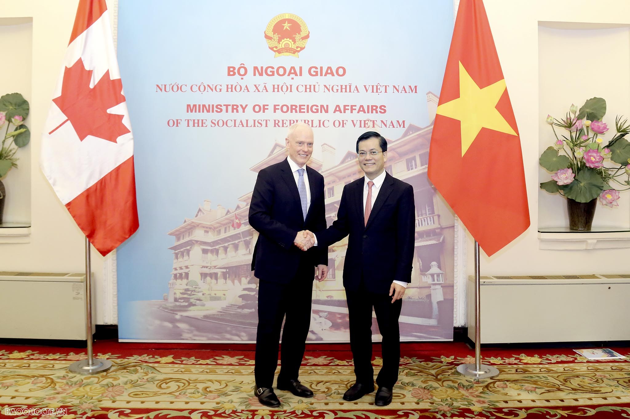 Tham khảo chính trị giữa hai Bộ Ngoại giao Việt Nam Canada