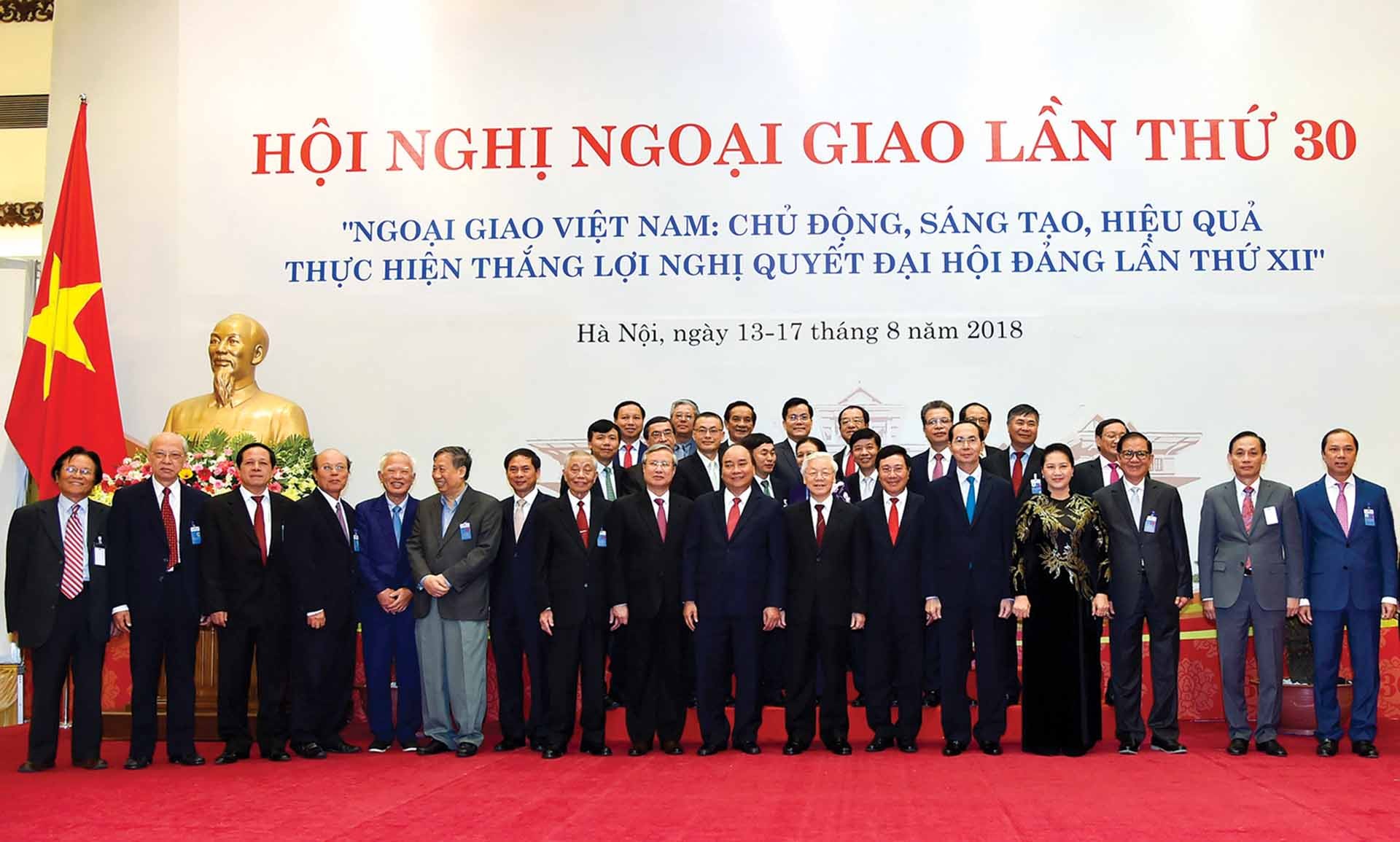 Tổng Bí thư Nguyễn Phú Trọng và các đại biểu dự Hội nghị Ngoại giao lần thứ 30. (Ảnh: Tuấn Anh)