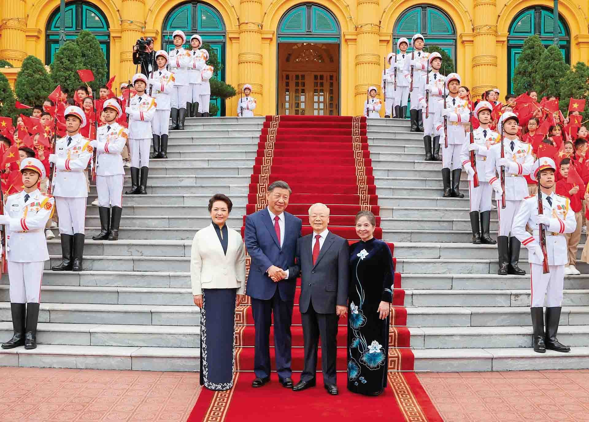 Tổng Bí thư Nguyễn Phú Trọng và Phu nhân chủ trì lễ đón chính thức Tổng Bí thư, Chủ tịch nước Trung Quốc  Tập Cận Bình và Phu nhân thăm cấp Nhà nước tới Việt Nam từ ngày 12-13/12/2023.