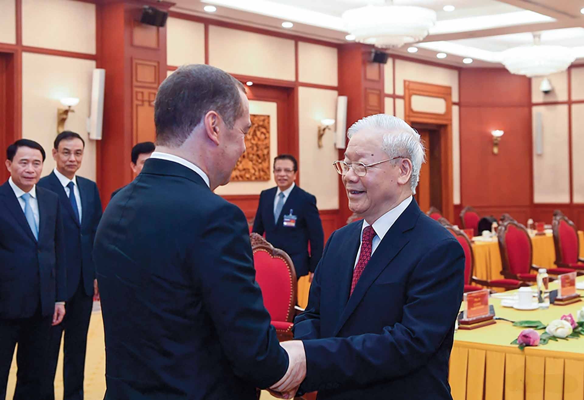 Tổng Bí thư Nguyễn Phú Trọng hội đàm với Chủ tịch Đảng Nước Nga Thống nhất, Phó chủ tịch Hội đồng An ninh Liên bang Nga Dmitry Medvedev nhân chuyến thăm chính thức Việt Nam từ ngày 21-23/5/2023