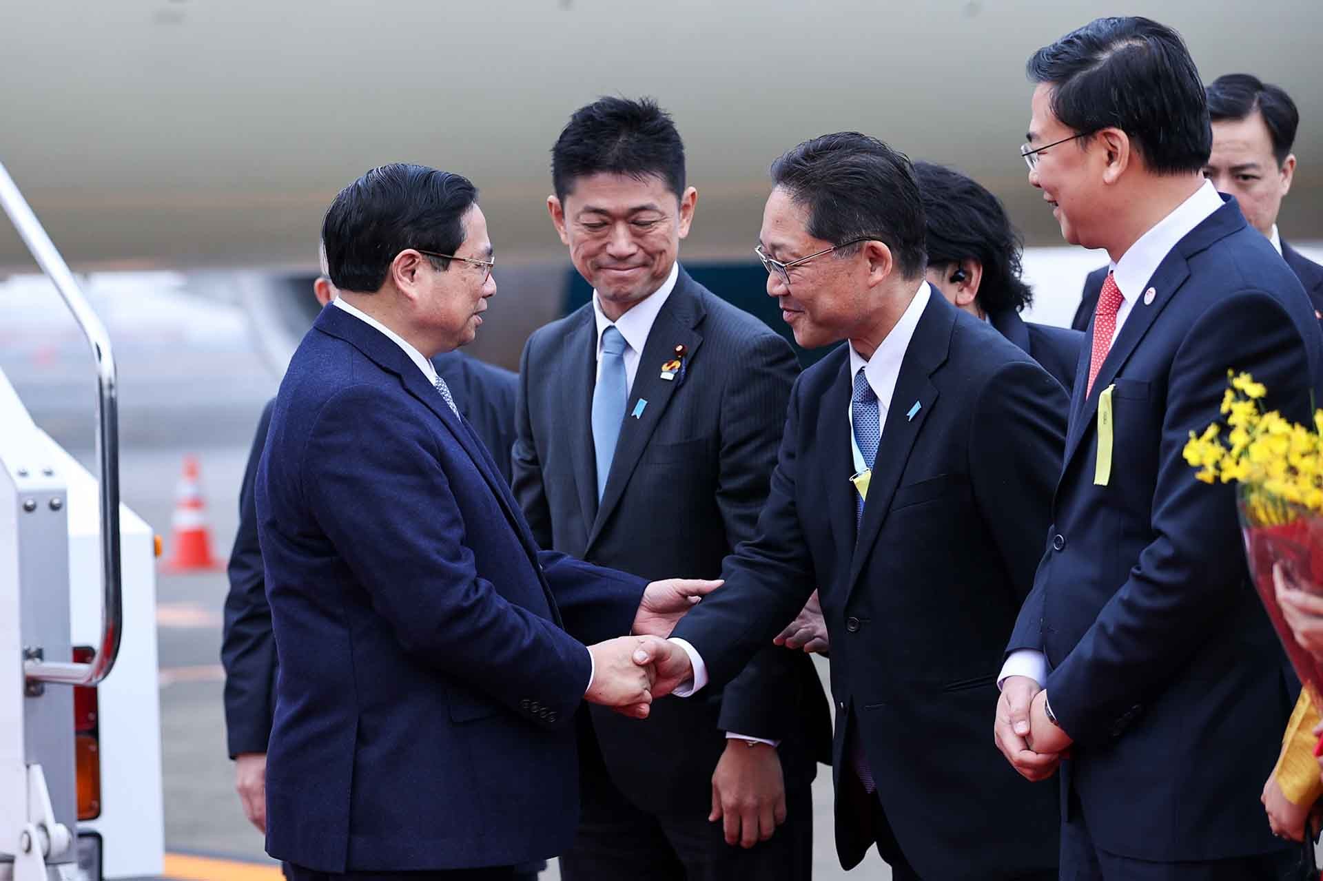 Thủ tướng Phạm Minh Chính tới Tokyo bắt đầu chuyến tham dự Hội nghị Cấp cao ASEAN-Nhật Bản