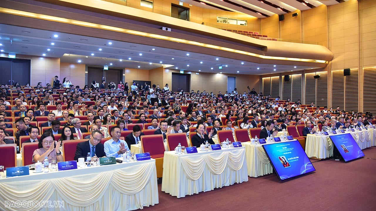 Khai mạc Tọa đàm giữa các Trưởng Cơ quan đại diện Việt Nam ở nước ngoài với các hiệp hội và doanh nghiệp