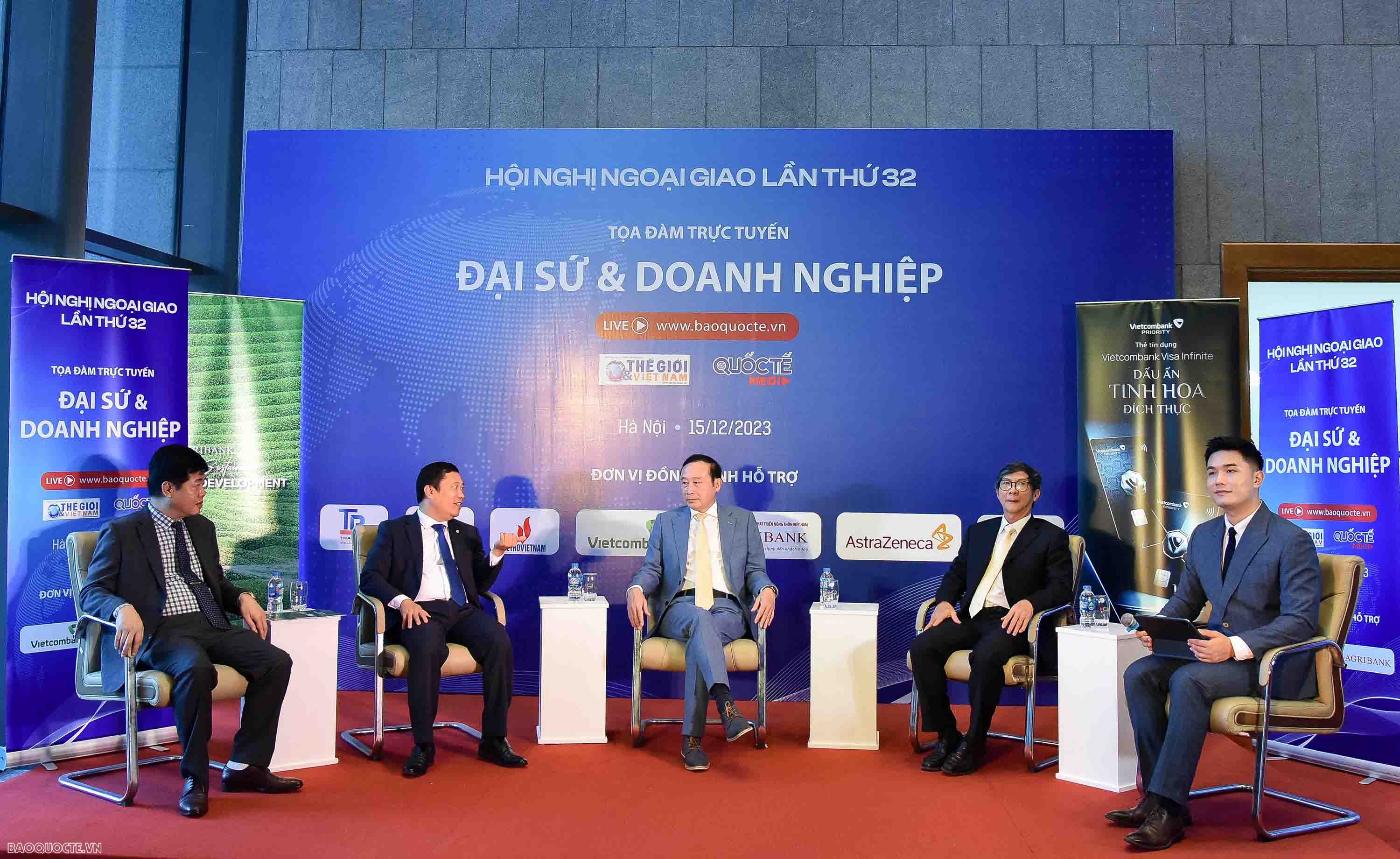 Press Corner: Cơ hội và thách thức mới đối với doanh nghiệp Việt Nam trong xuất khẩu hàng hóa ra nước ngoài