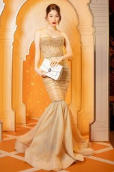 Hồ Ngọc Hà và dàn mỹ nhân Việt xinh đẹp, rạng rỡ dự sự kiện thời trang