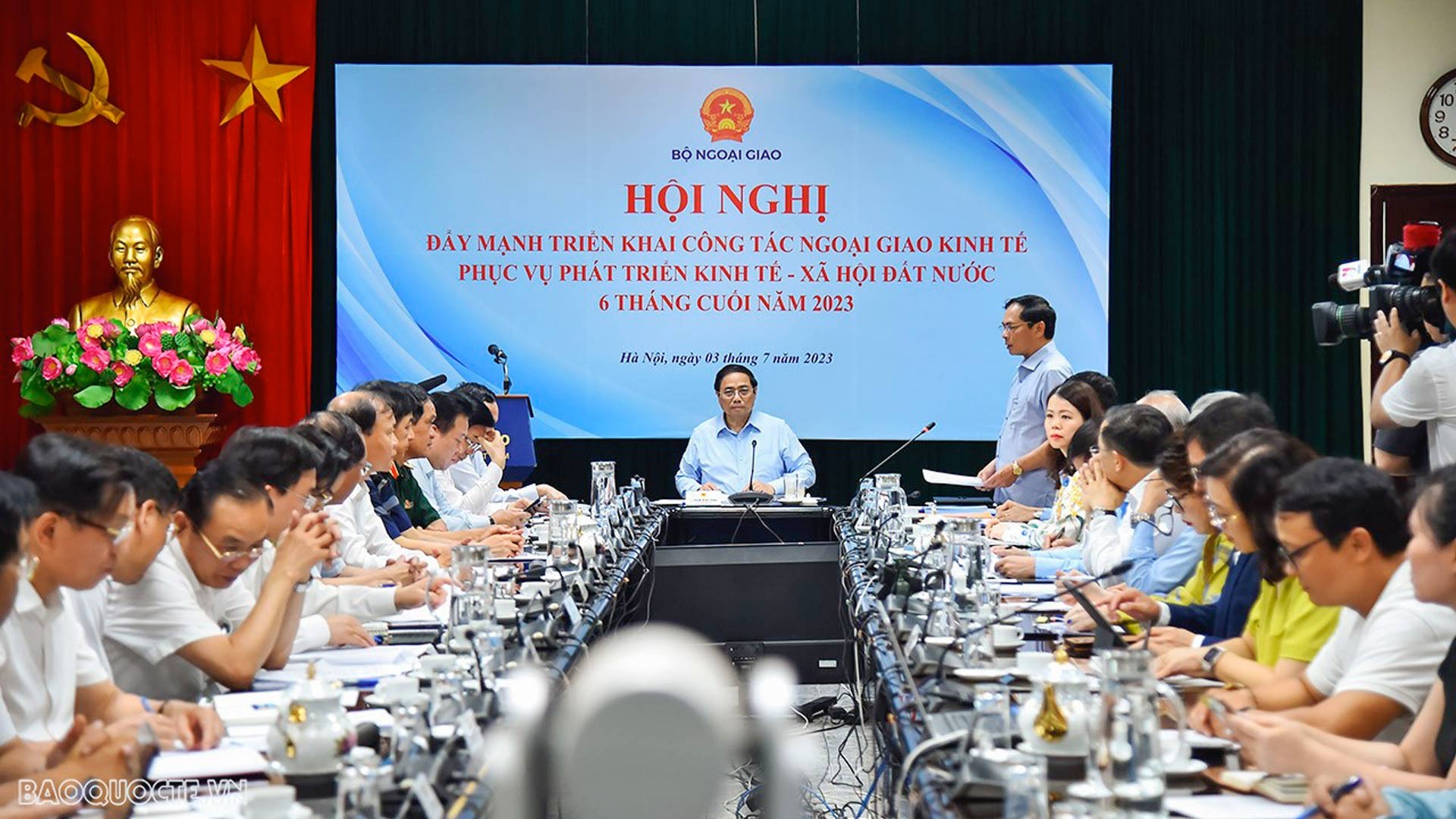 Bộ trưởng Ngoại giao Bùi Thanh Sơn phát biểu dẫn đề tại Hội nghị đẩy mạnh triển khai công tác ngoại giao kinh tế phục vụ phát triển kinh tế - xã hội đất nước 6 tháng cuối năm 2023 tại Hà Nội, ngày 3/7/2023.