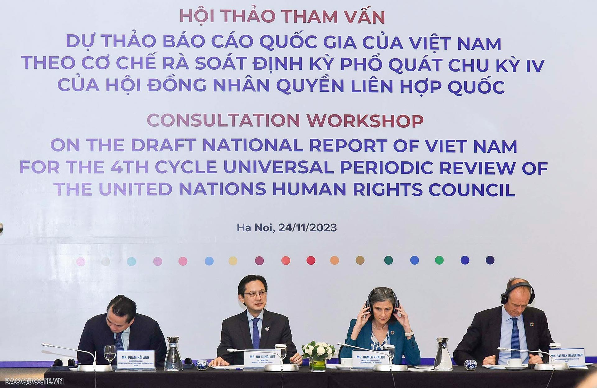 Thứ trưởng Bộ Ngoại giao Đỗ Hùng Việt chủ trì Hội thảo quốc tế tham vấn dự thảo Báo cáo quốc gia theo cơ chế UPR chu kỳ IV của Hội đồng Nhân quyền Liên hợp quốc do Bộ Ngoại giao và Chương trình phát triển Liên hợp quốc (UNDP) tổ chức tại Hà Nội, ngày 24/11/2023.