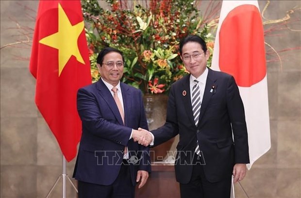 Vietnamese, Japanese PMs shares common perceptions on jointly consolidating political trust