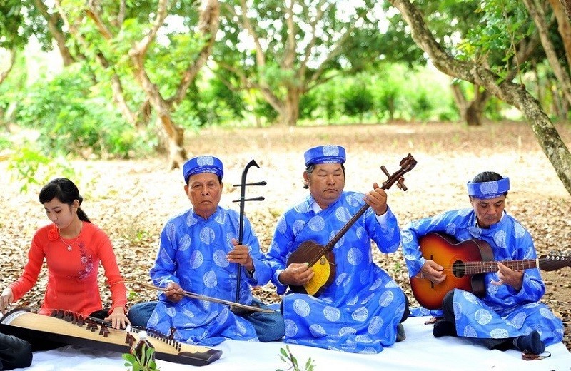 Đờn ca tài tử hình thành và phát triển từ cuối thế kỷ 19, lấy cảm hứng từ Nhã nhạc cung đình Huế và văn học dân gian, sau đó được sáng tác mới trên nền tảng âm nhạc dân ca, hát đối, hò vè của vùng đất Nam Bộ. (Nguồn: Vietnamplus)