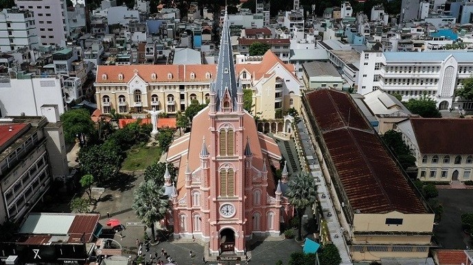 Nhà thờ Tân Định - top 8 điểm đến cho 'người yêu màu hồng'
