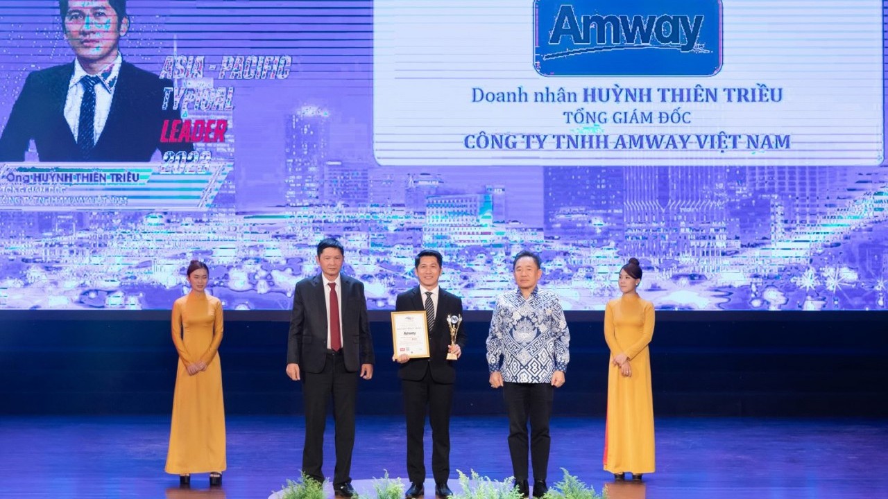 Amway Việt Nam lập cú đúp giải thưởng tại lễ công bố thương hiệu tiêu biểu châu Á-Thái Bình Dương 2023