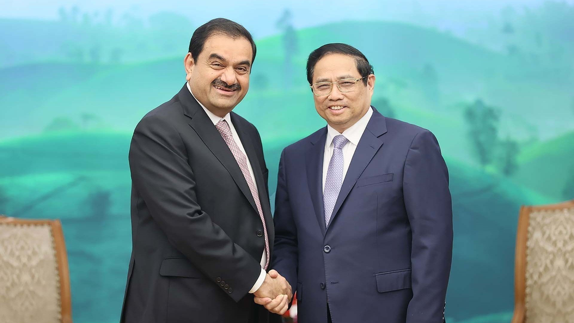 Thủ tướng Phạm Minh Chính tiếp Chủ tịch Tập đoàn Adani, Ấn Độ