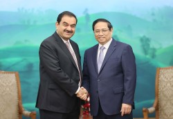 Thủ tướng Phạm Minh Chính tiếp Chủ tịch Tập đoàn Adani, Ấn Độ