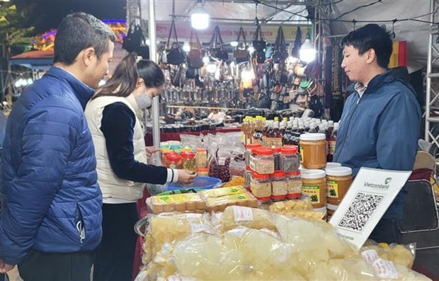 Localities nationwide promote consumption of OCOP products