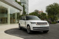 Cận cảnh Range Rover SV ra mắt tại Việt Nam, giá từ 16,869 tỷ đồng