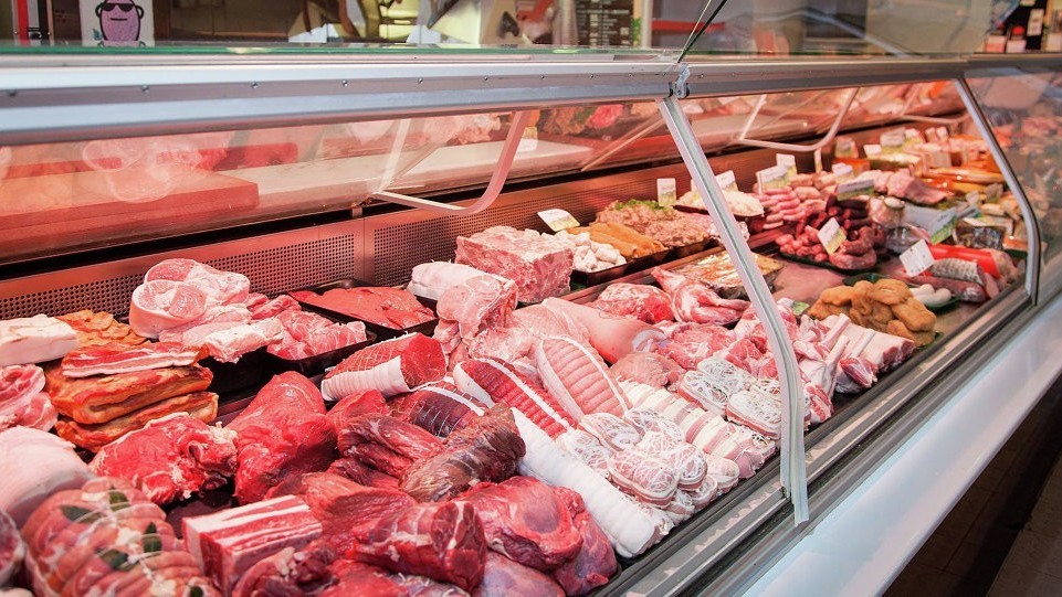 Giá heo hơi hôm nay 22/1: Giá heo hơi đi ngang trên cả nước, doanh nghiệp lớn điều chỉnh tăng giá heo thịt