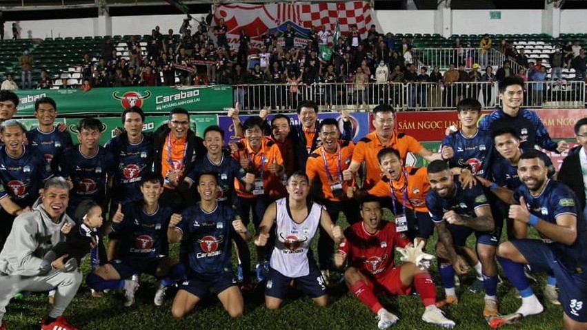 V-League 2023/24: CLB Nam Định dẫn đầu bảng xếp hạng, CLB Hoàng Anh Gia Lai có trận thắng đầu tiên