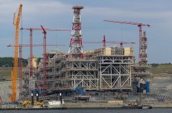 Mỹ trừng phạt dự án LNG 2, Nga lên tiếng chỉ trích