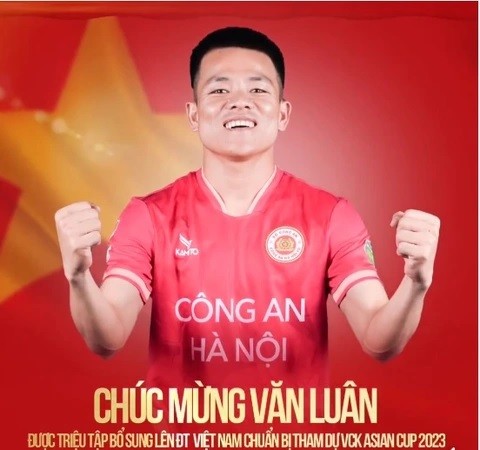Nhiều cầu thủ chấn thương, HLV Troussier triệu tập bổ sung Phạm Văn Luân lên tuyển Việt Nam