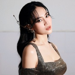 Gu thời trang sang chảnh của diễn viên Ninh Dương Lan Ngọc