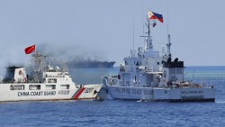 Căng thẳng leo thang ở Biển Đông, Trung Quốc hối thúc Philippines ngừng khiêu khích, Manila tố ngược Bắc Kinh