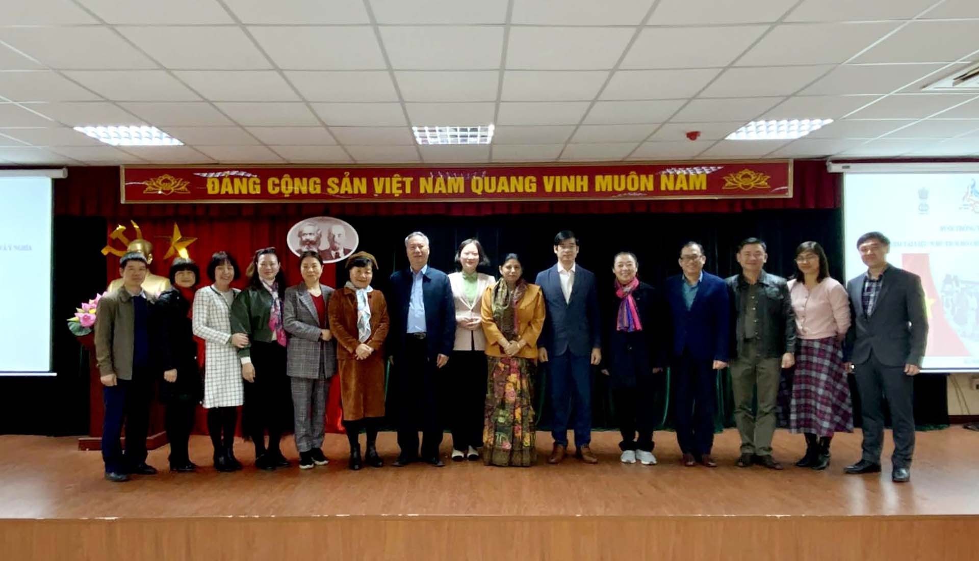 Một số đại biểu dự sự kiện thông tin chuyên đề “Chủ tịch Hồ Chí Minh và Ấn Độ.