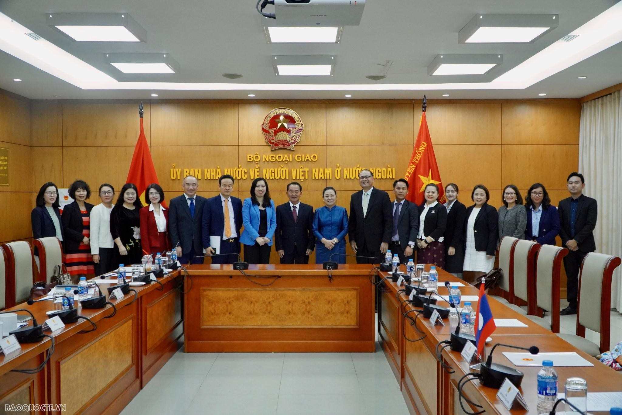 Vietnam, Laos strengthen cooperation in expatriate affairs: Deputy FM