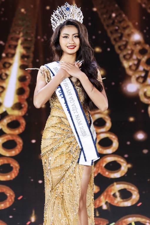 Hoa hậu Hoàn vũ Việt Nam 2023 xướng tên Bùi Thị Xuân Hạnh